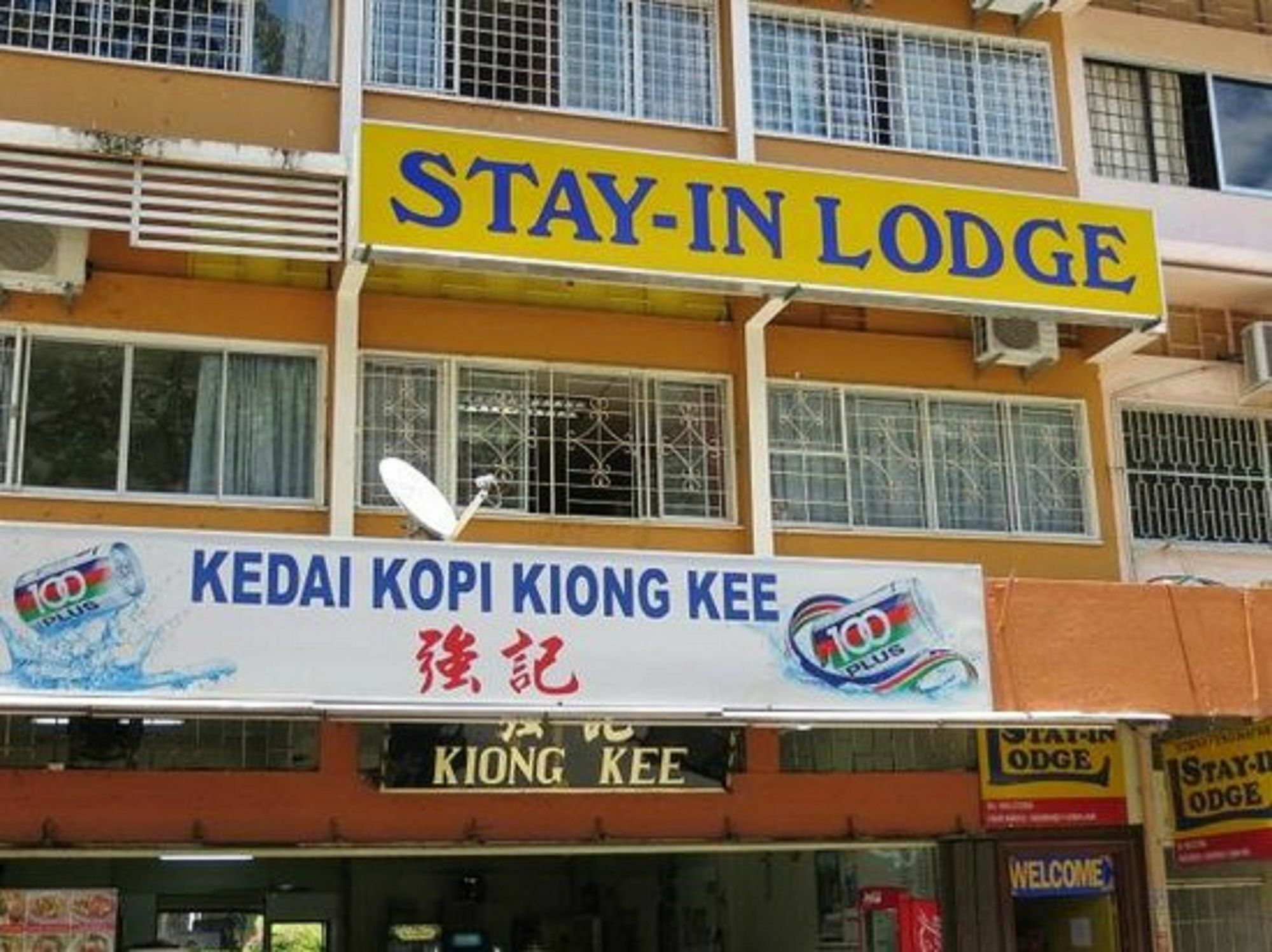 Stay In Lodgeコタキナバル エクステリア 写真
